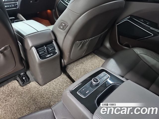 Kia K7 Hybrid Noblesse Special 2018 — фото 17