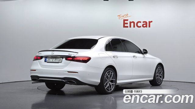 Mercedes-Benz E-Class (W213) E220d 4MATIC AMG Line 2022 — фото 2