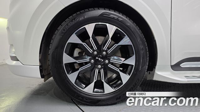 Kia Carnival (IV) Gasoline 9-Seater Hi-Limousine Signature 2021 — фото 5