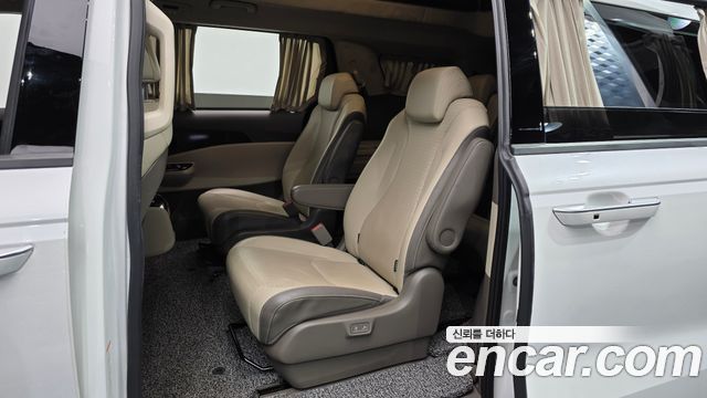 Kia Carnival (IV) Gasoline 9-Seater Hi-Limousine Signature 2021 — фото 12