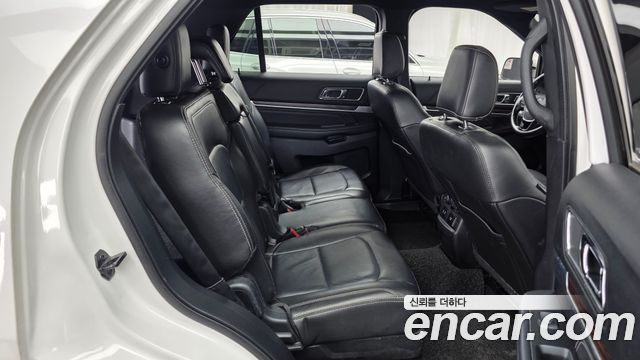 Ford Explorer 3.5 Limited 4WD 5th 2018 — фото 12