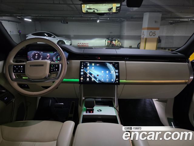 Land Rover Range Rover (V) P550E AB 2025 — фото 9