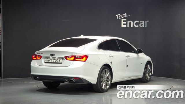 Chevrolet Malibu 2.0 Turbo LTZ Premium 2017 — фото 2