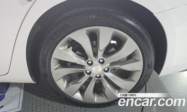 Chevrolet Malibu 2.0 Turbo LTZ Premium 2017 — фото 21