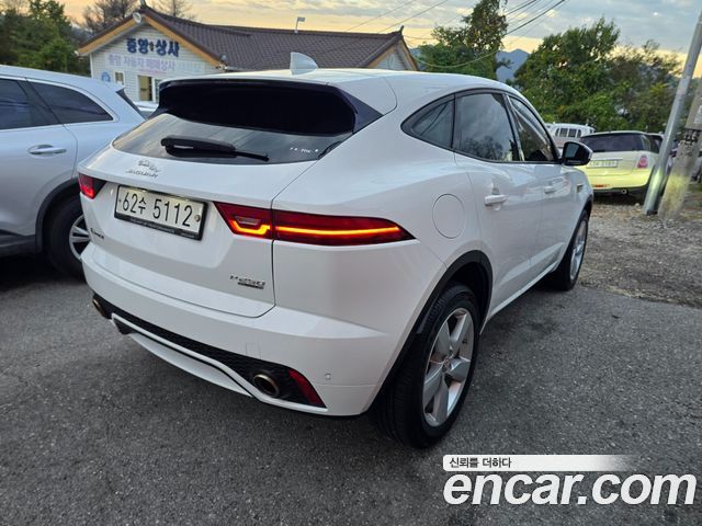 Jaguar E-PACE R250 R-Dynamic SE 2018 — фото 5