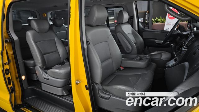 Hyundai Grand Starex Guard car of children 2016 — фото 15