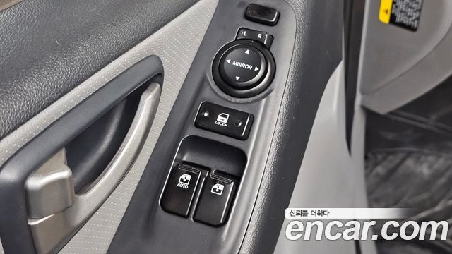 Hyundai Grand Starex Guard car of children 2016 — фото 24