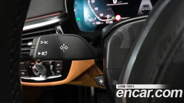 BMW 5 Series (G30) 520i M Sport 2023 — фото 29