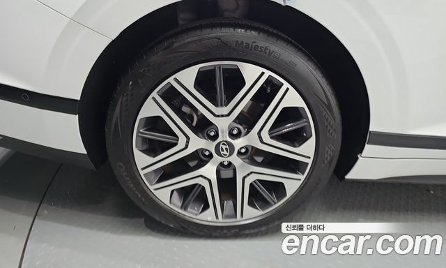 Hyundai Grandeur (GN7) 2,5 Gasoline 2WD Exclusive 2024 — фото 5