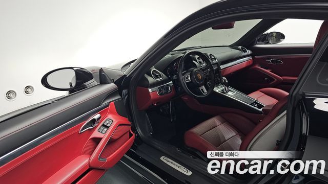 Porsche 718 Cayman 4.0 GTS 2024 — фото 10