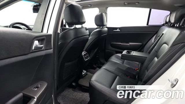 Kia Sportage (IV) Diesel 1.7 2wd Noblesse 2016 — фото 11