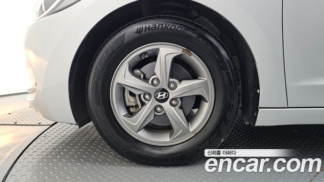 Hyundai Avante (AD) 1.6 GDI Smart 2016 — фото 5