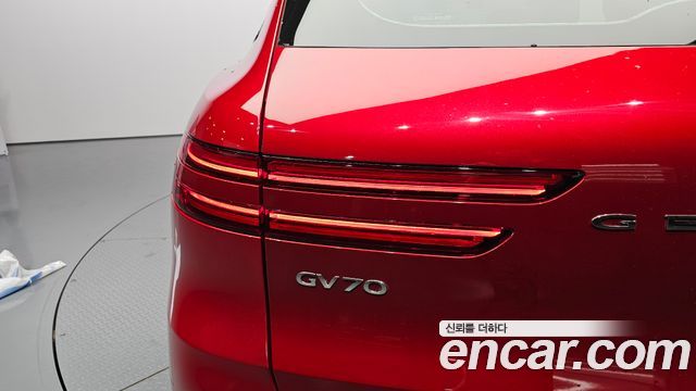 Genesis GV70 2.5T Gasoline 2WD 2023 — фото 23