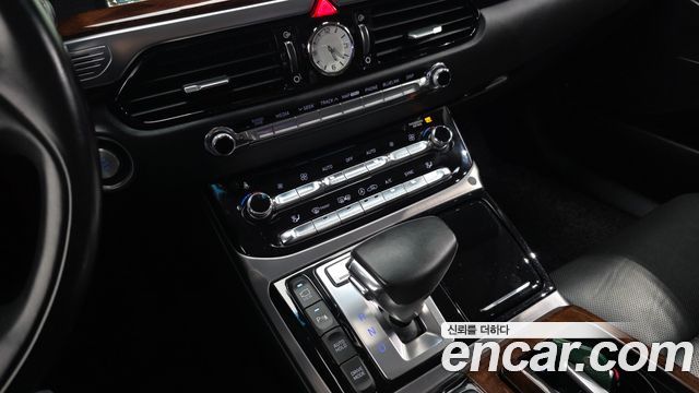 Genesis EQ900 3.8 GDI AWD Prestige 2016 — фото 9