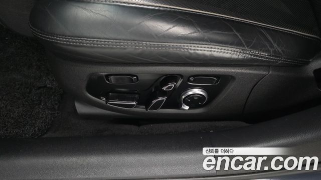 Genesis EQ900 3.8 GDI AWD Prestige 2016 — фото 32