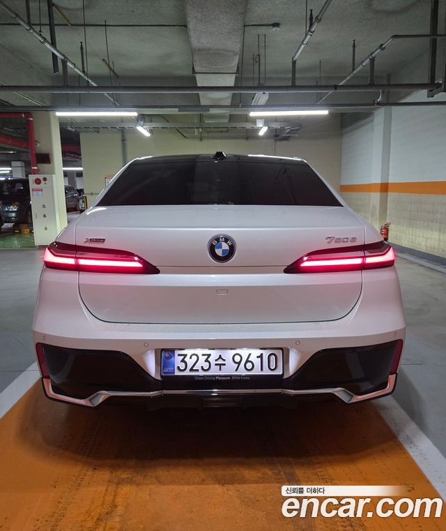 BMW 7 Series (G70) 750e xDrive M Sport 2025 — фото 4