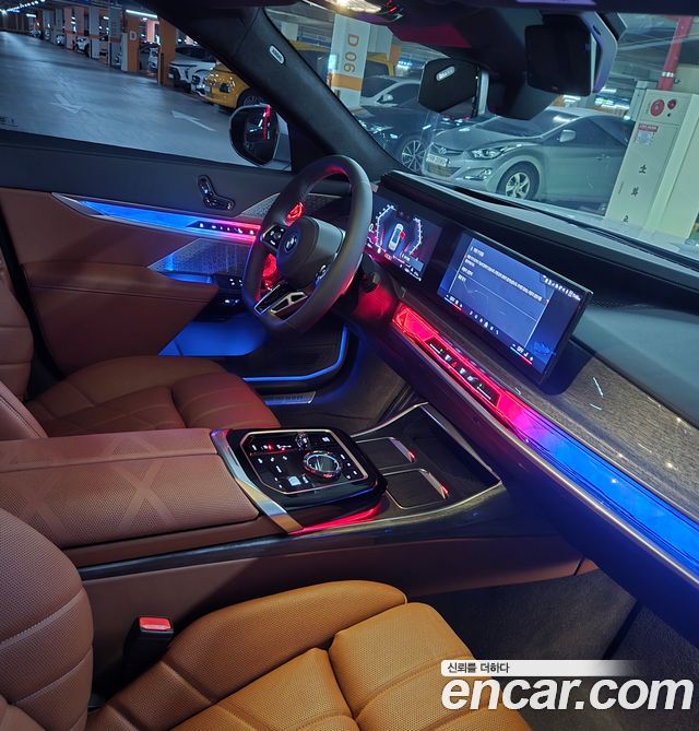 BMW 7 Series (G70) 750e xDrive M Sport 2025 — фото 6