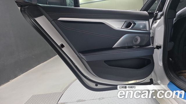 BMW 8 Series (G15) M850i xDrive Gran Coupe 2024 — фото 25