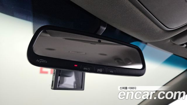 Kia Carnival 9-seater Luxury 2015 — фото 18