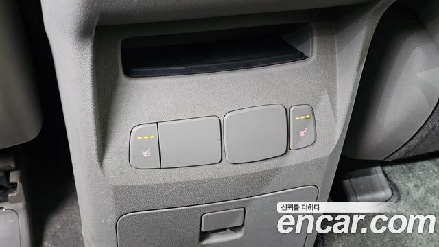 Kia Carnival 9-seater Luxury 2015 — фото 19