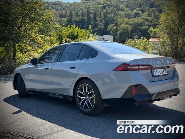 BMW 5 Series (G60) 523d xDrive M Sport 2026 — фото 5