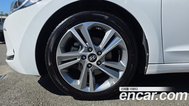Hyundai Avante (AD) 1.6 GDI Value Plus 2018 — фото 5