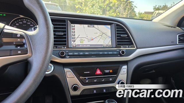 Hyundai Avante (AD) 1.6 GDI Value Plus 2018 — фото 13