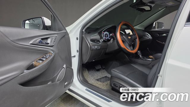 Chevrolet Malibu 1.3 Turbo Premier 2020 — фото 26