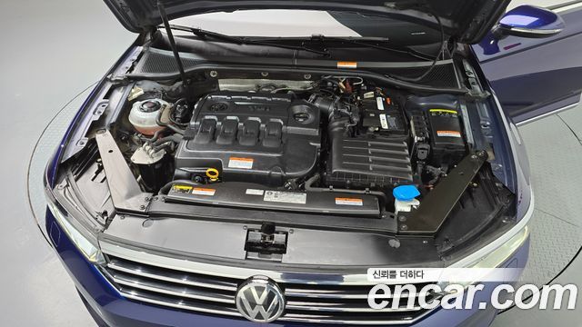 Volkswagen Passat GT (B8) 2.0 TDI Premium 2018 — фото 6