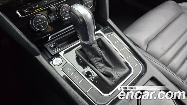 Volkswagen Passat GT (B8) 2.0 TDI Premium 2018 — фото 9