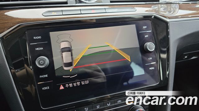 Volkswagen Passat GT (B8) 2.0 TDI Premium 2018 — фото 14