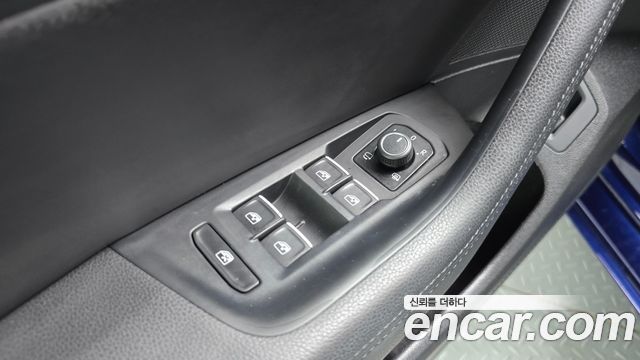 Volkswagen Passat GT (B8) 2.0 TDI Premium 2018 — фото 19