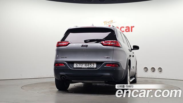 Jeep Cherokee (KL) 2.4 Longitude High AWD 2016 — фото 4
