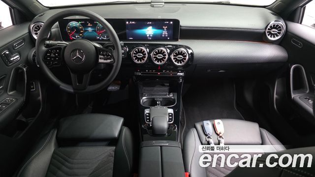 Mercedes-Benz A-Class (W177) A220 Sedan 2020 — фото 7