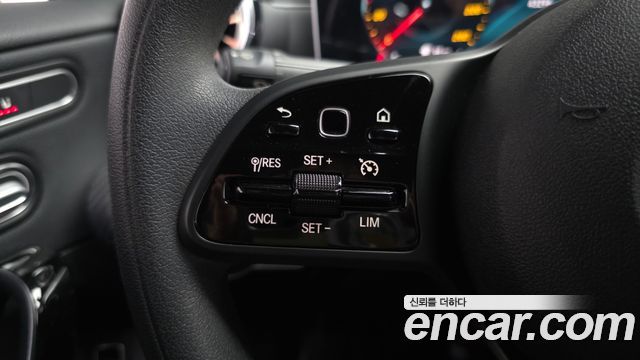 Mercedes-Benz A-Class (W177) A220 Sedan 2020 — фото 33
