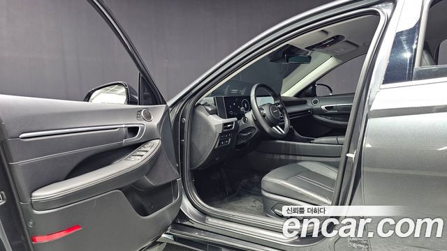 Hyundai Sonata The Edge (DN8) 2.0 Exclusive 2024 — фото 10