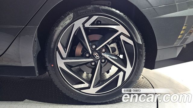 Hyundai Sonata The Edge (DN8) 2.0 Exclusive 2024 — фото 27