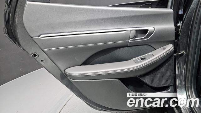 Hyundai Sonata The Edge (DN8) 2.0 Exclusive 2024 — фото 31