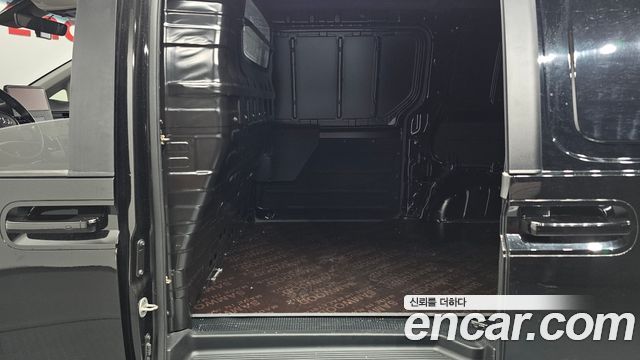 Hyundai Staria Cargo 3-Seater Modern 2023 — фото 26