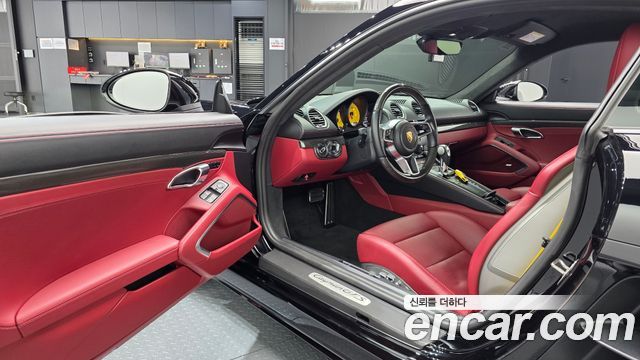 Porsche 718 Cayman 4.0 GTS 2022 — фото 10