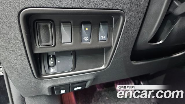 Renault Korea QM6 2.0 LPe RE Signature 2WD 2020 — фото 13