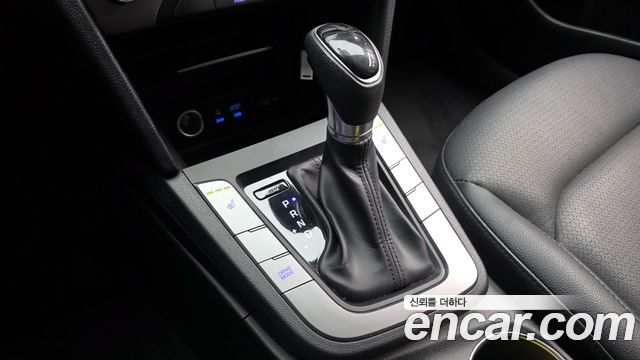 Hyundai Avante (AD) 1.6 GDI Value Plus 2018 — фото 9