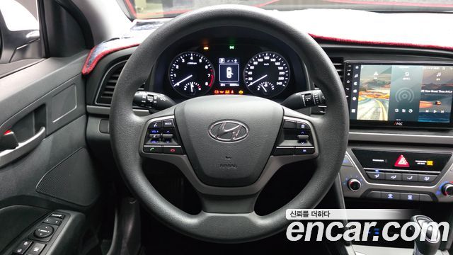 Hyundai Avante (AD) 1.6 GDI Value Plus 2018 — фото 13