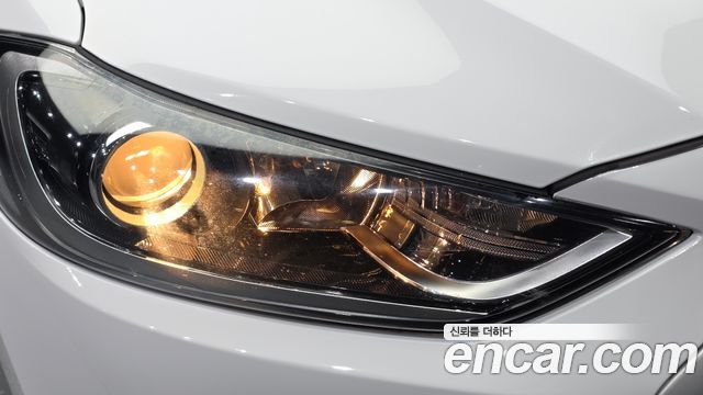 Hyundai Avante (AD) 1.6 GDI Value Plus 2018 — фото 22