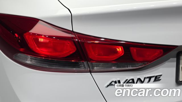 Hyundai Avante (AD) 1.6 GDI Value Plus 2018 — фото 23