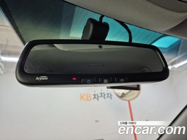 KG Mobility (SsangYong) Tivoli Air Diesel IX 2WD 2019 — фото 19