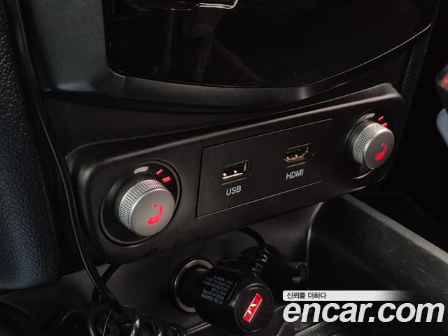 KG Mobility (SsangYong) Tivoli Air Diesel IX 2WD 2019 — фото 20