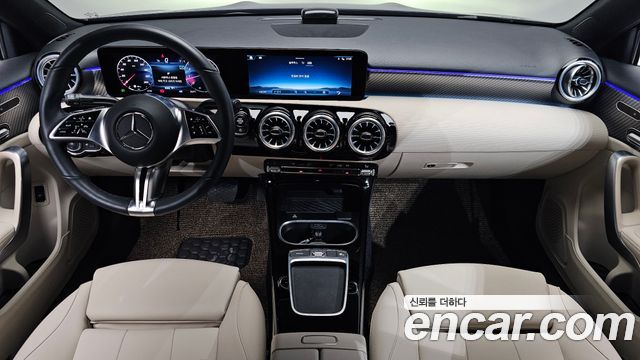 Mercedes-Benz A-Class (W177) A220 Sedan 2025 — фото 7
