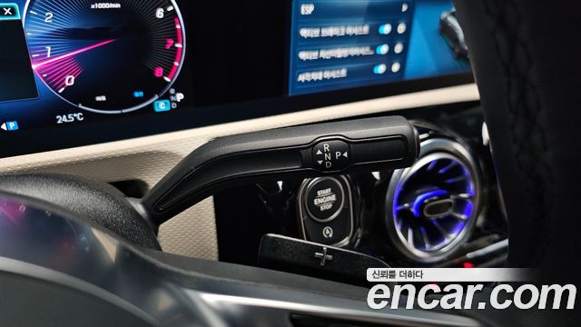 Mercedes-Benz A-Class (W177) A220 Sedan 2025 — фото 9