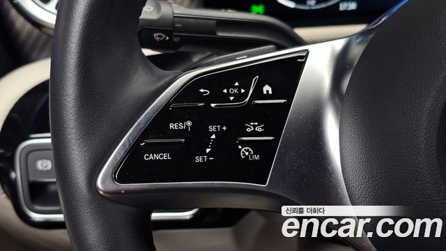 Mercedes-Benz A-Class (W177) A220 Sedan 2025 — фото 14